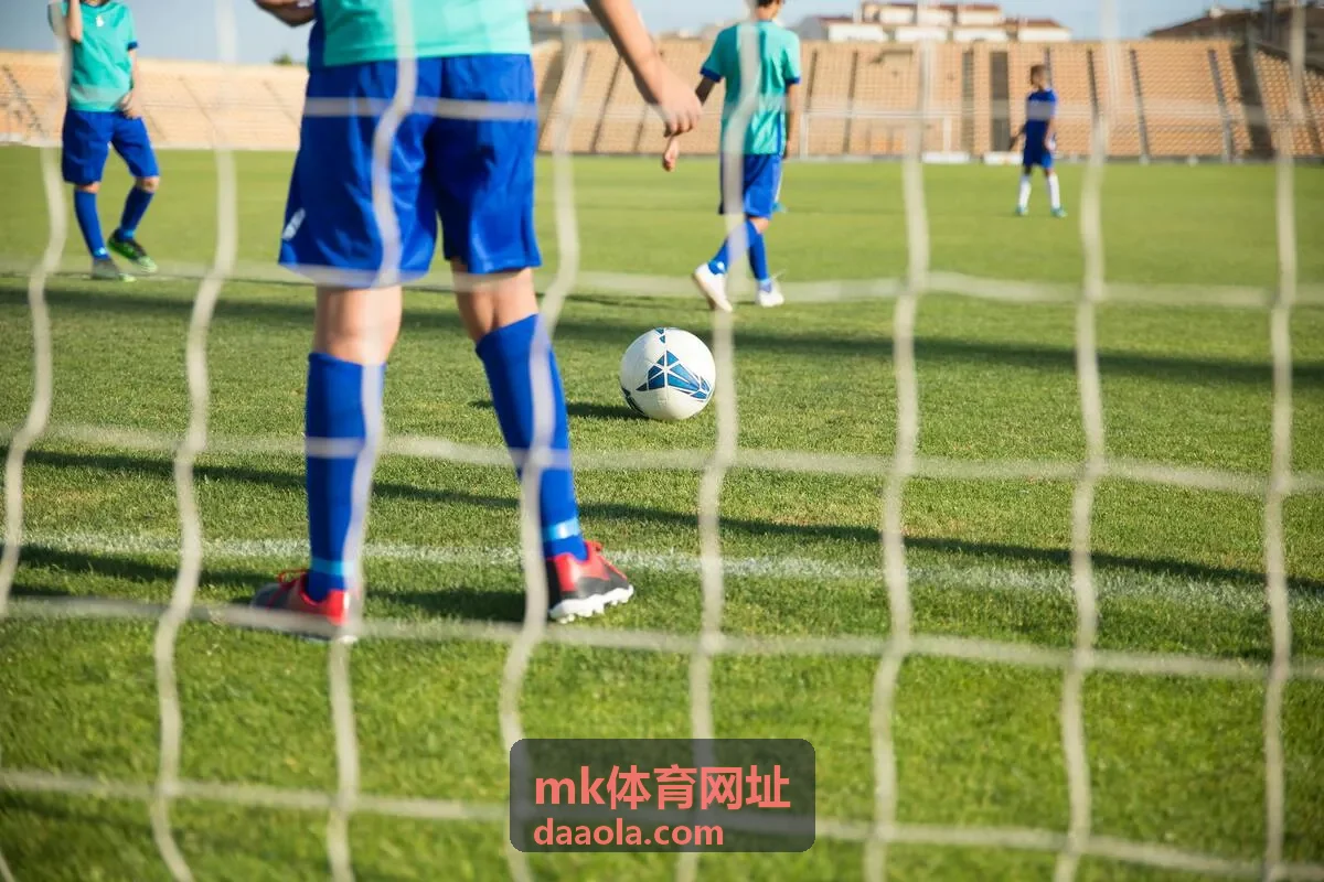 mk体育网址门前混战回放封面